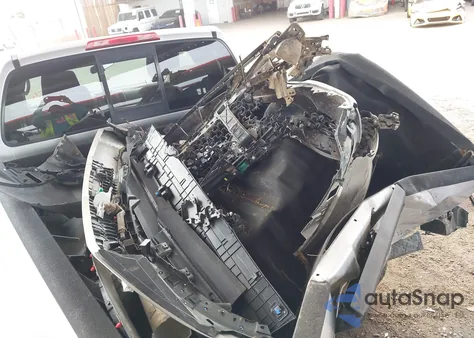 2008 Nissan Frontier Se z USA, uszkodzony, nr VIN 1N6AD06W68C446018